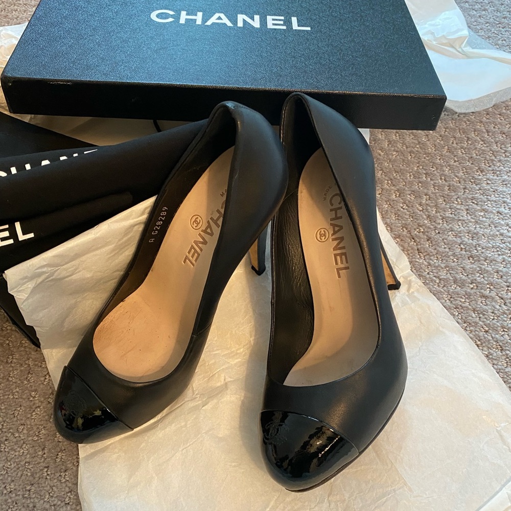 CHANEL cap toe platform pumps black 36.5
